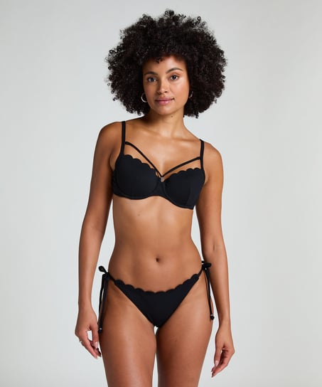Scallop Bikini Bottoms, Black