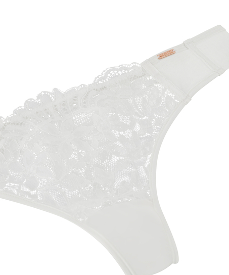 Kea Thong, White