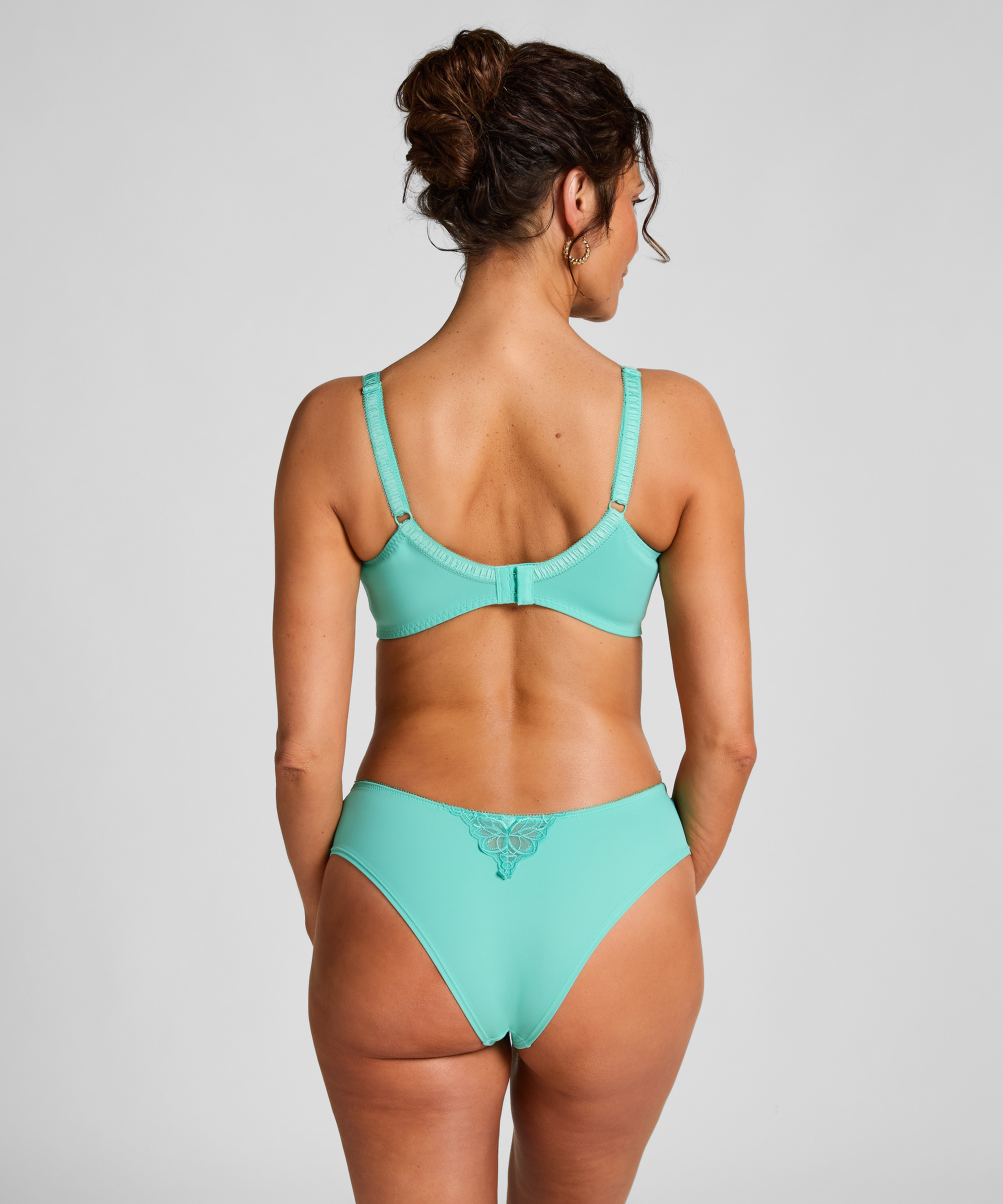 Brazilian Diva, Green, main