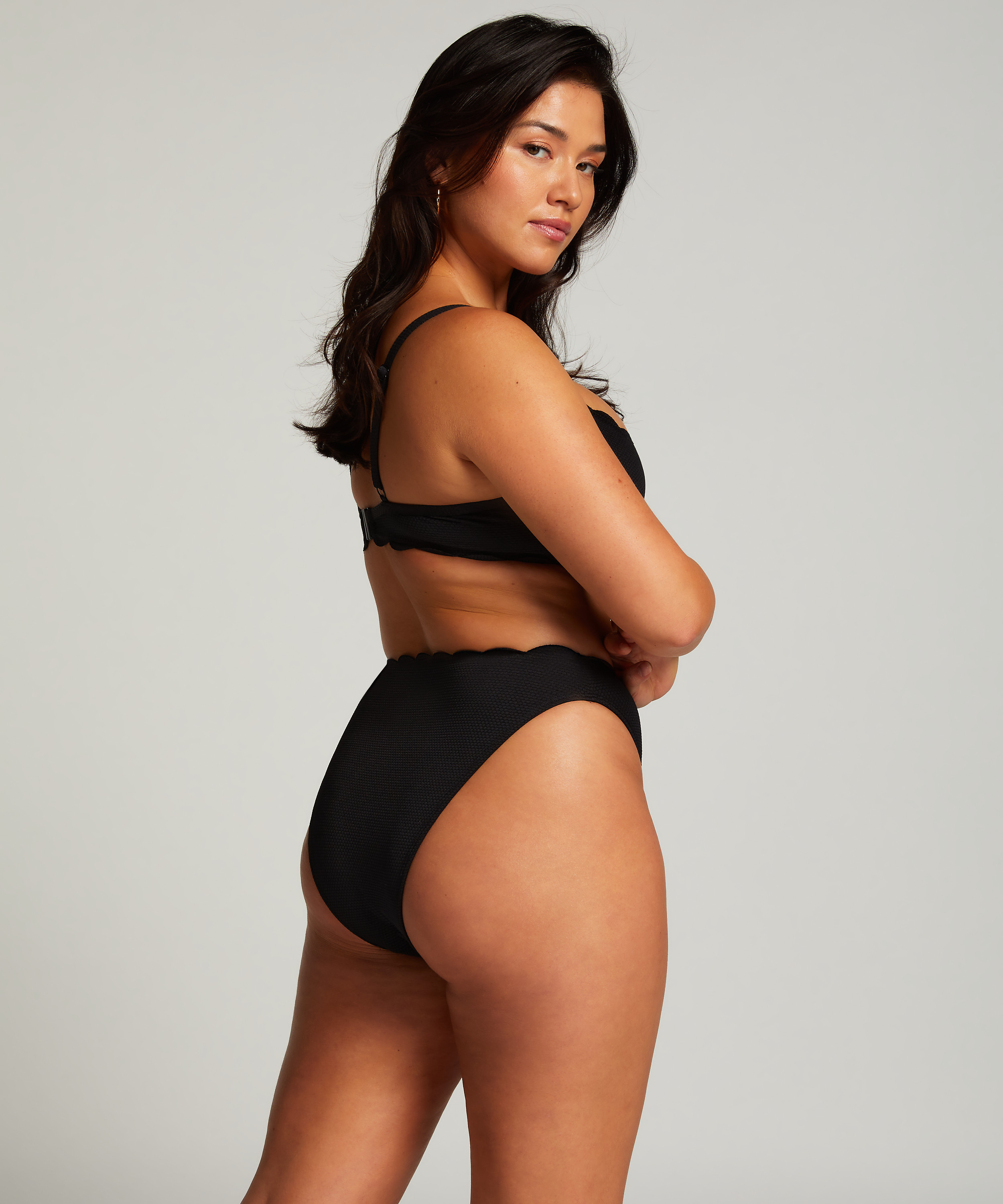 High Waisted Highleg Bikini Bottom Scallop, Black, main