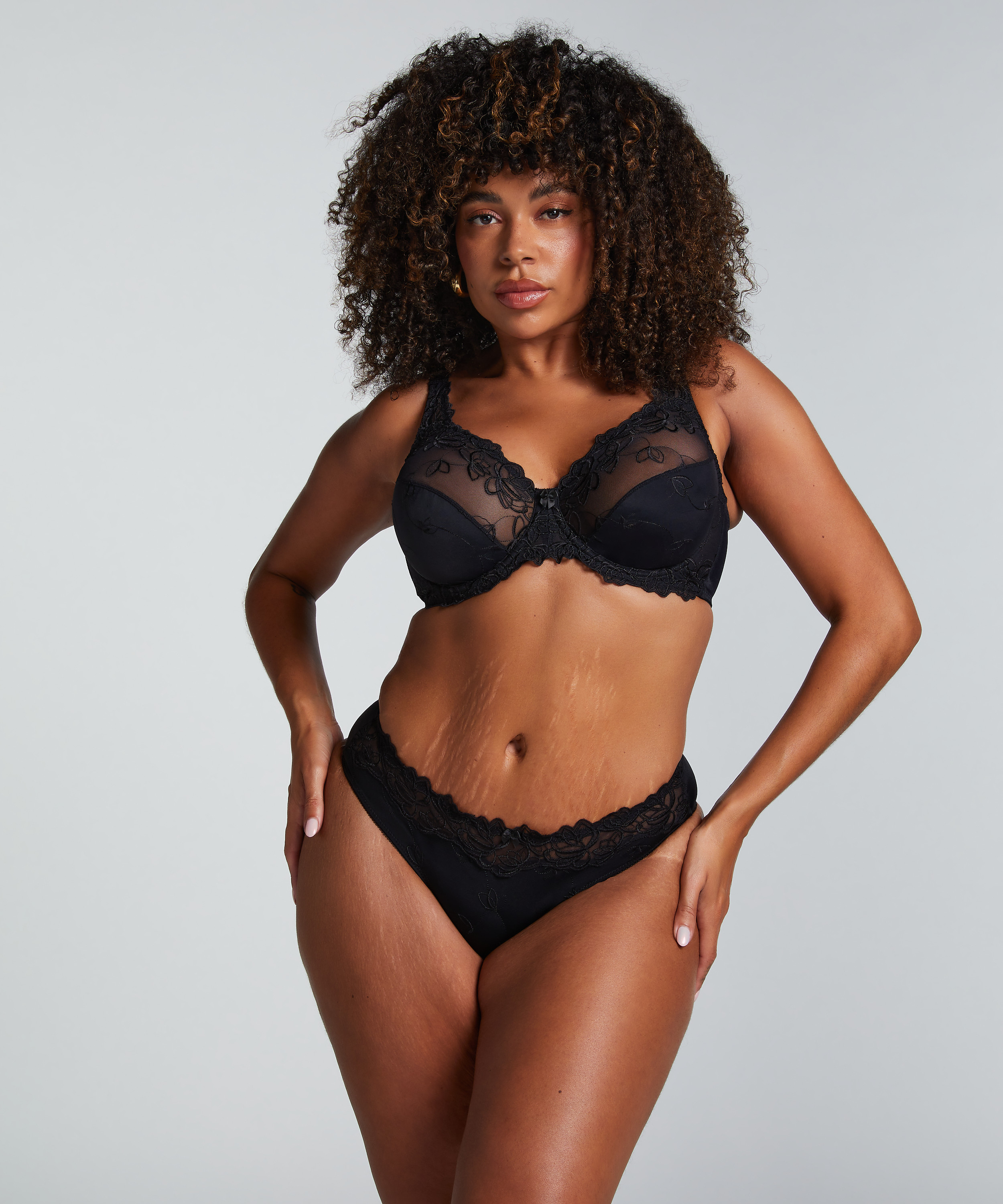 Diva thong short, Black, main