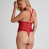Isabelle Body, Red