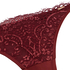 Lara Thong, Red
