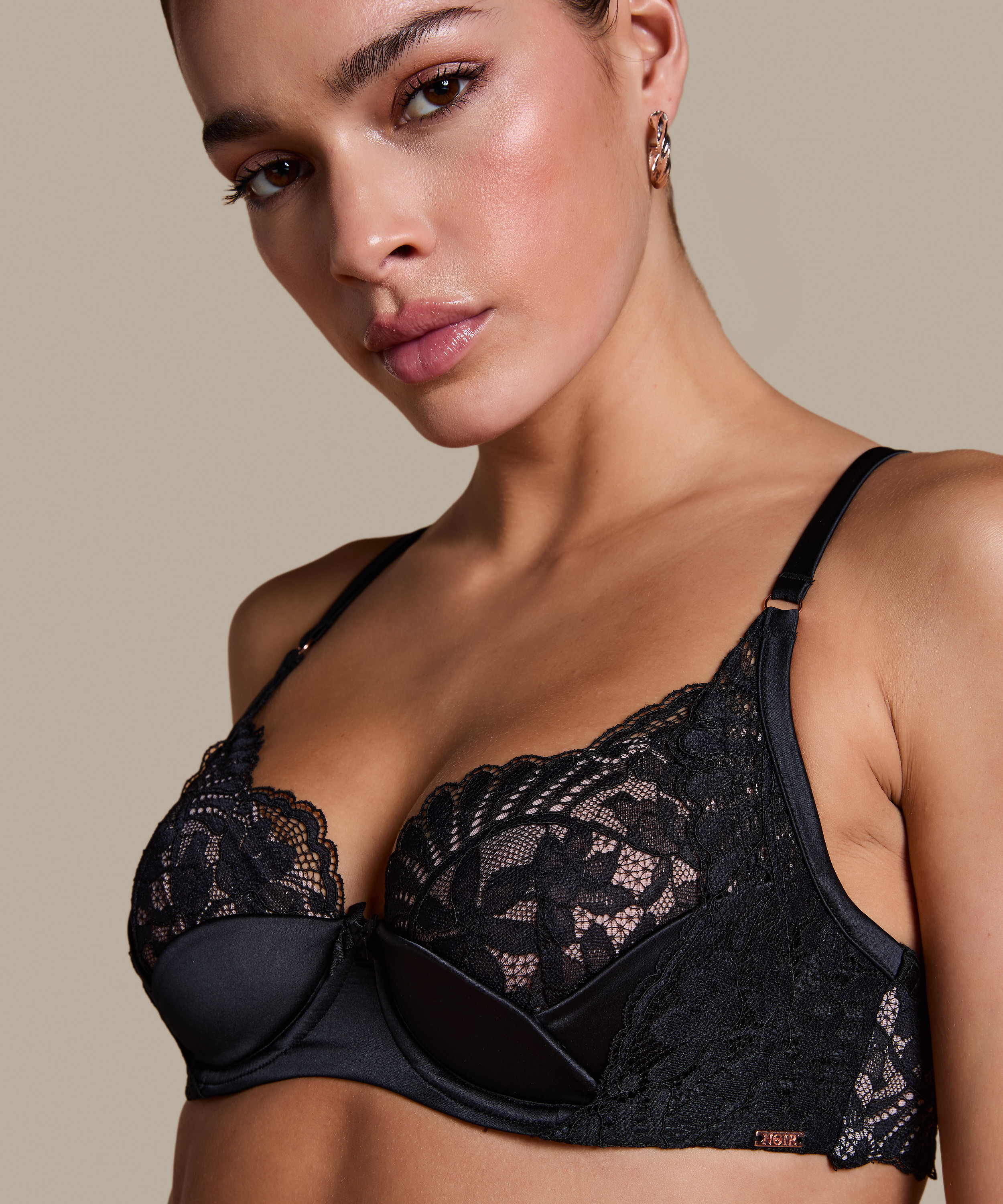 Poppy Padded Underwired Bra, Black, main