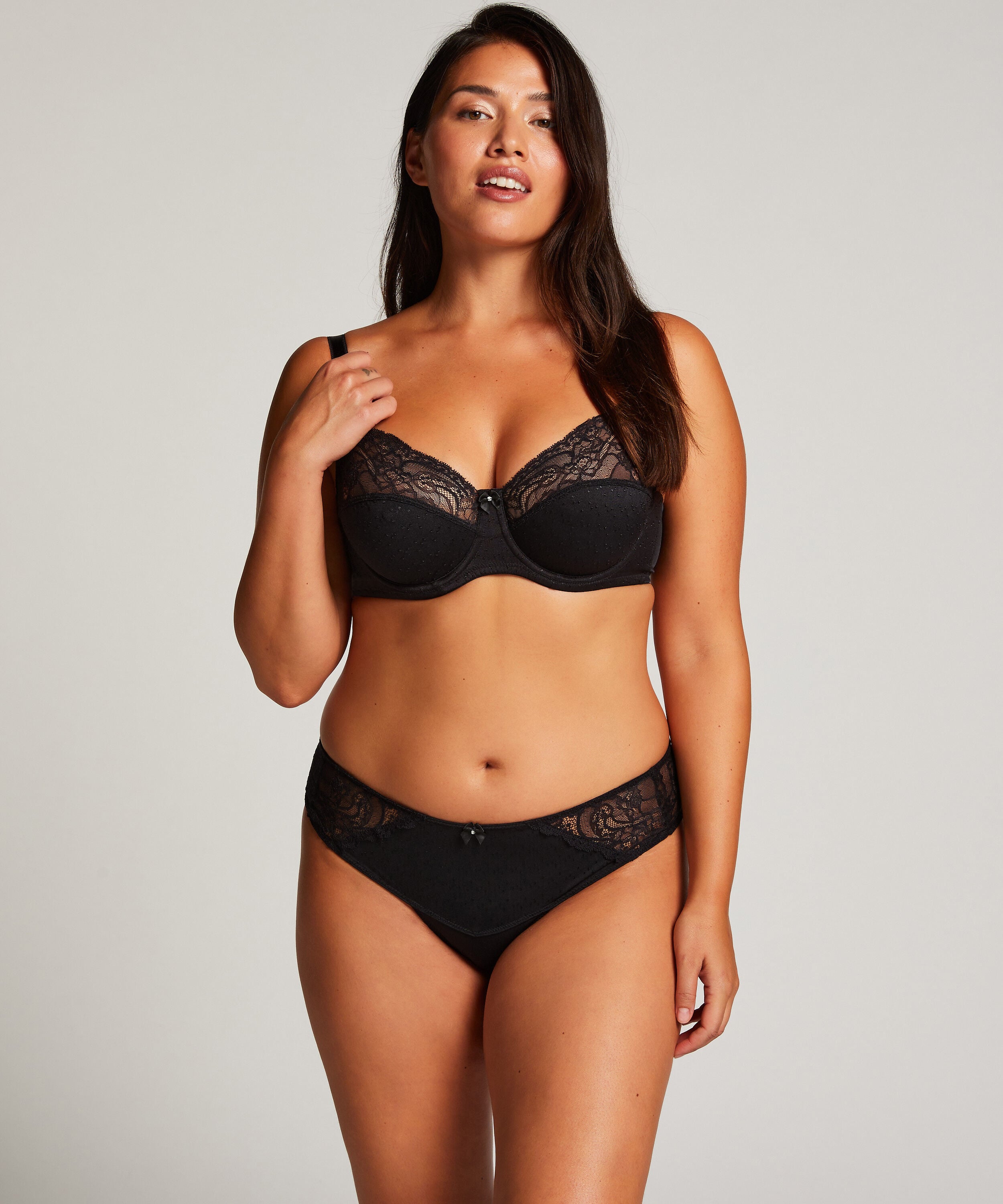 Sophie Non-Padded Underwired Bra, Black