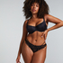 Lorna Thong, Black