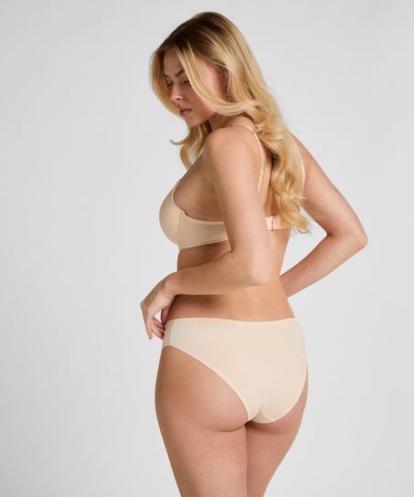 Invisible Brazilian, Beige