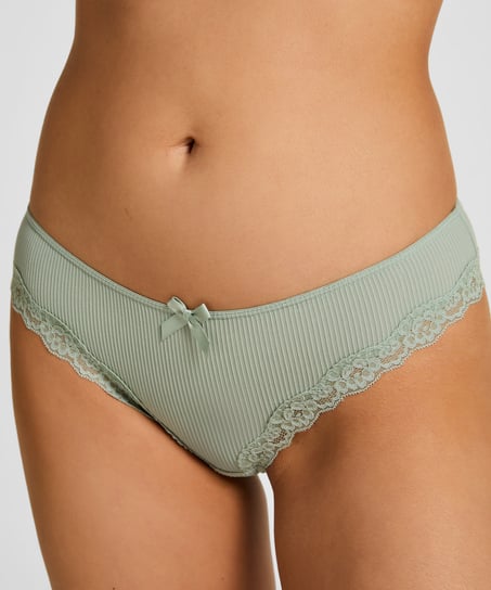 Lola Brazilian, Green