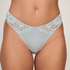 Andrea Thong, Blue