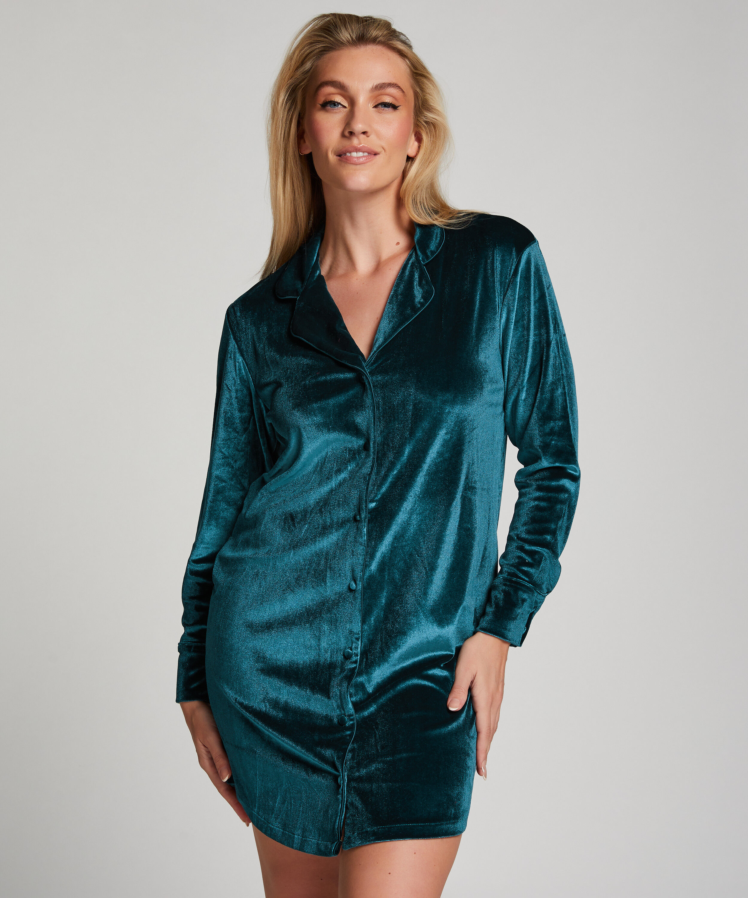 Shiny Velours Nightshirt, Blue