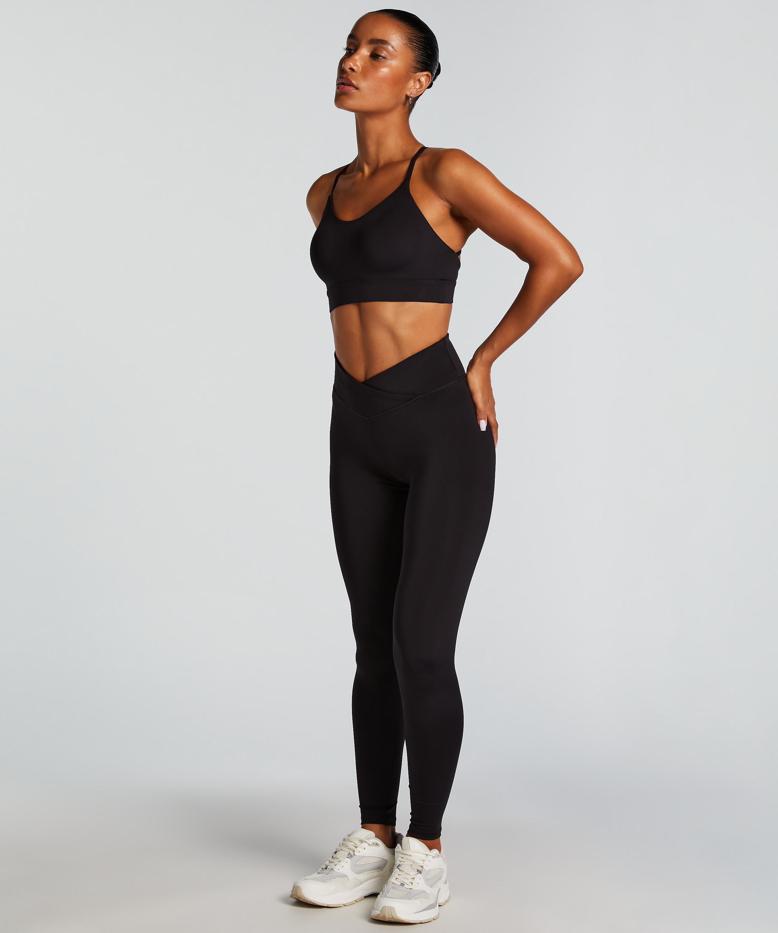 HKMX Sports Bra Level 1, Black, main