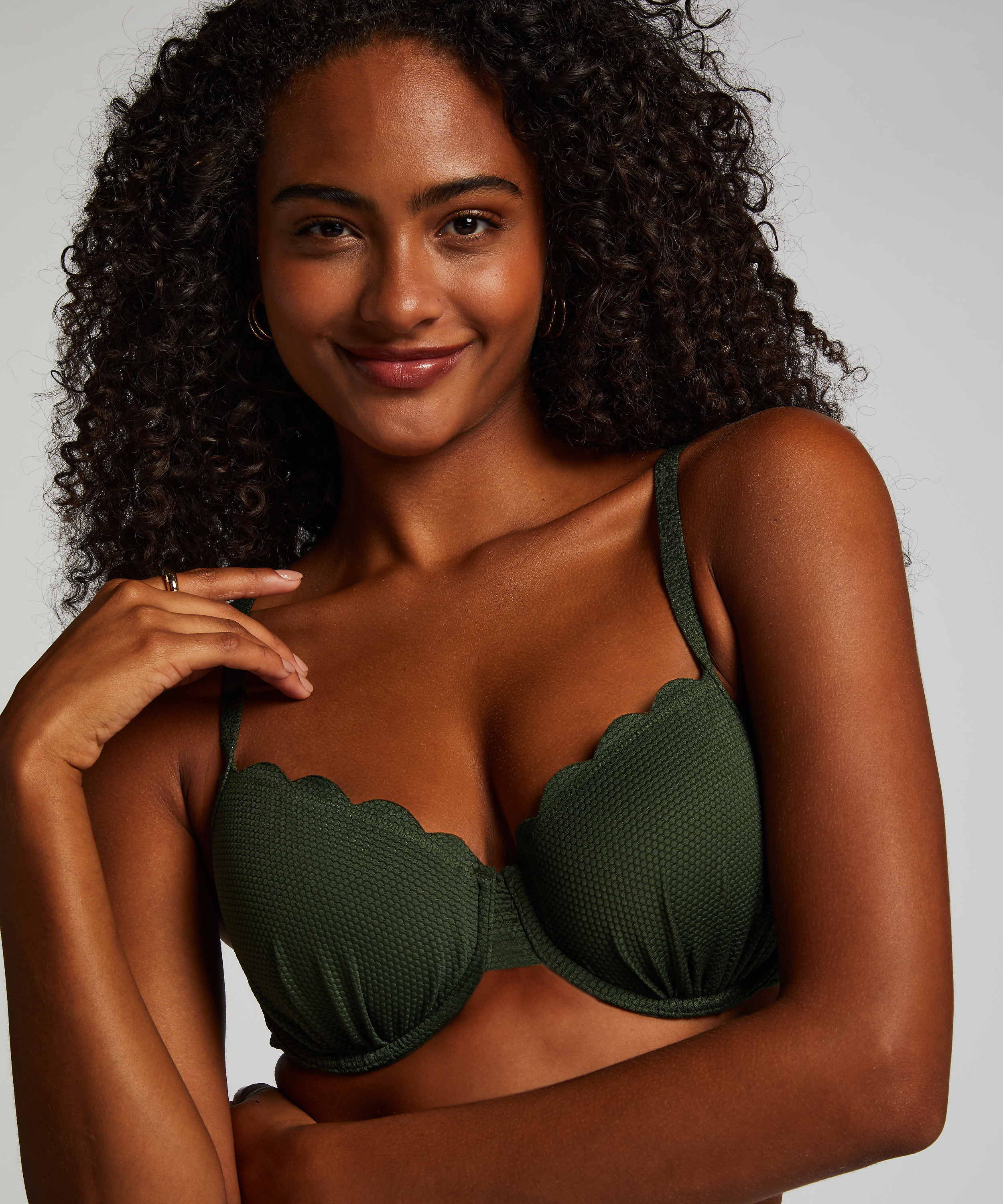 Scallop Padded Underwired Bikini Top, Green, main