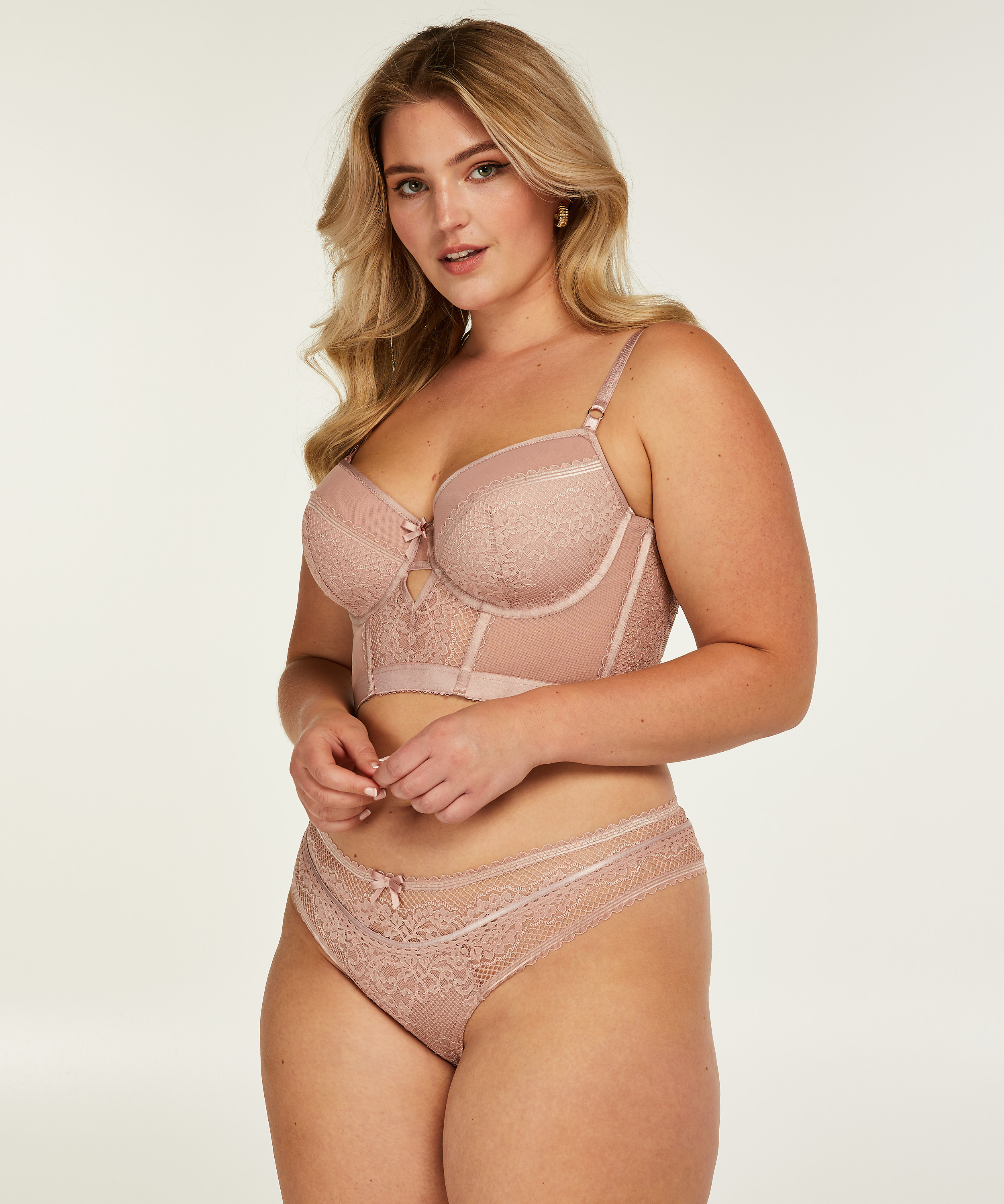 Malika padded longline underwired bra, Pink, main