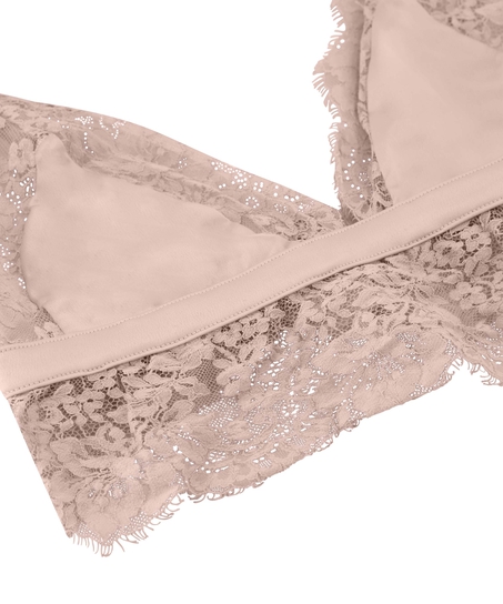 Valerie Bralette, Pink