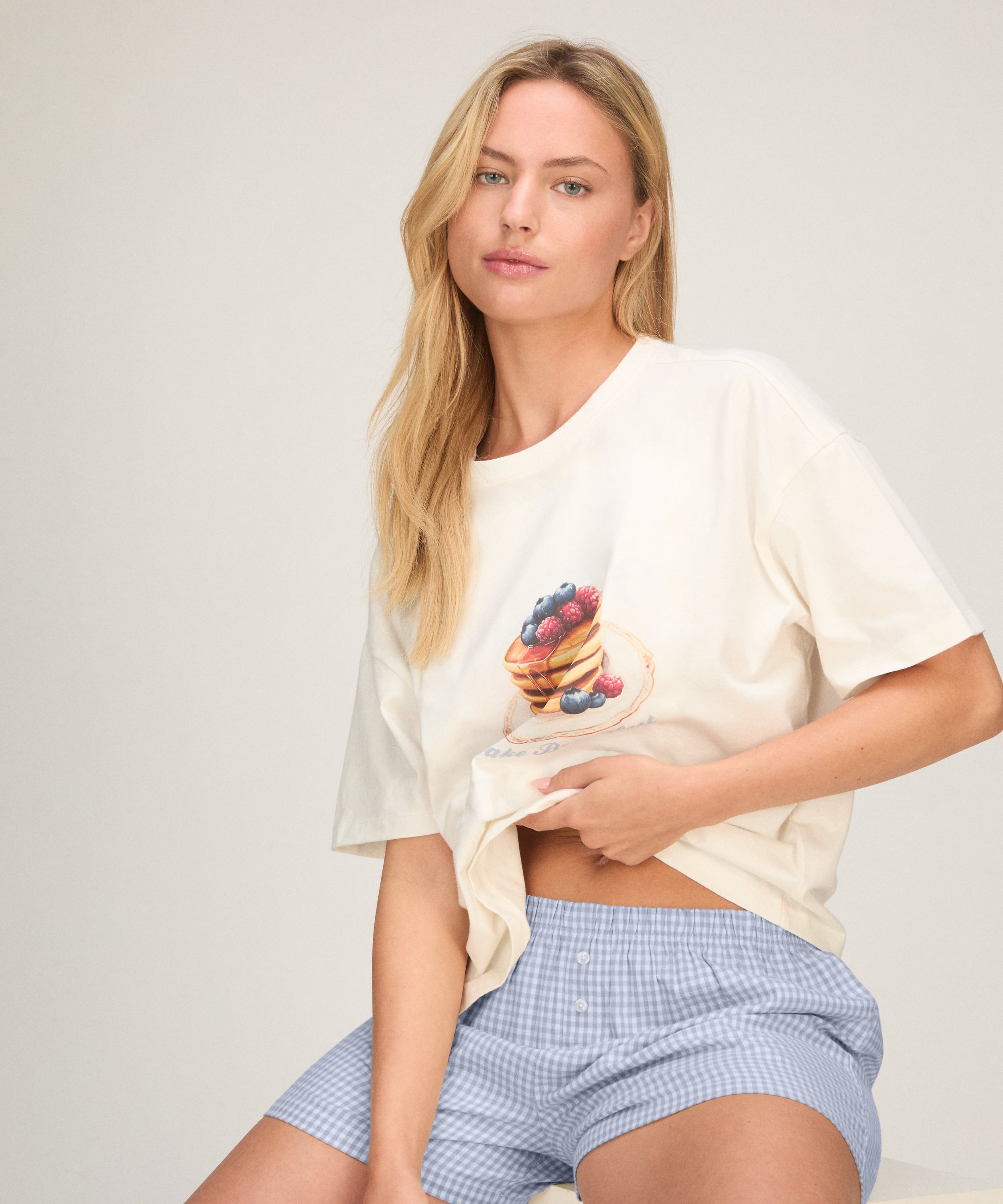 Pyjama Set with Short and T-shirt, White, main