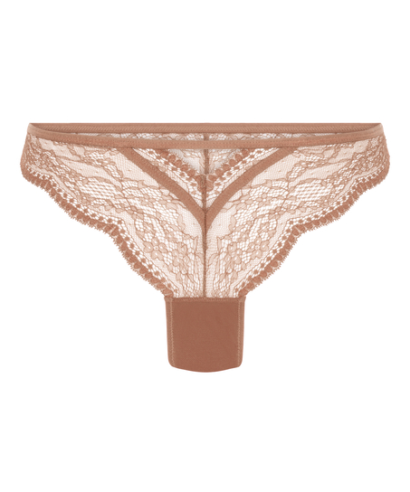 Isabelle Cheekini, Brown