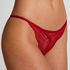 Isabelle Thong, Red
