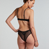 Sia Brazilian, Black