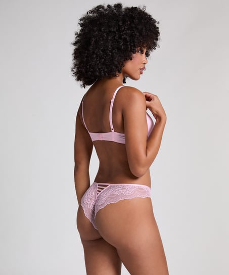 Belle Brazilian, Pink