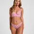 Isabelle Cheekini, Pink