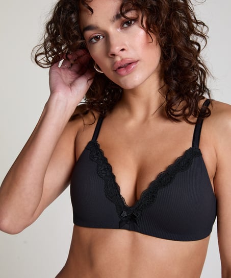 Lola Padded Non-Wired Bra, Black