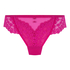 Daisy Thong, Pink