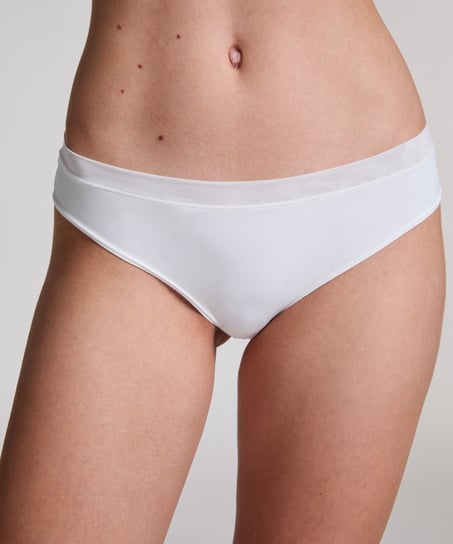 Mesh Brazilian, White