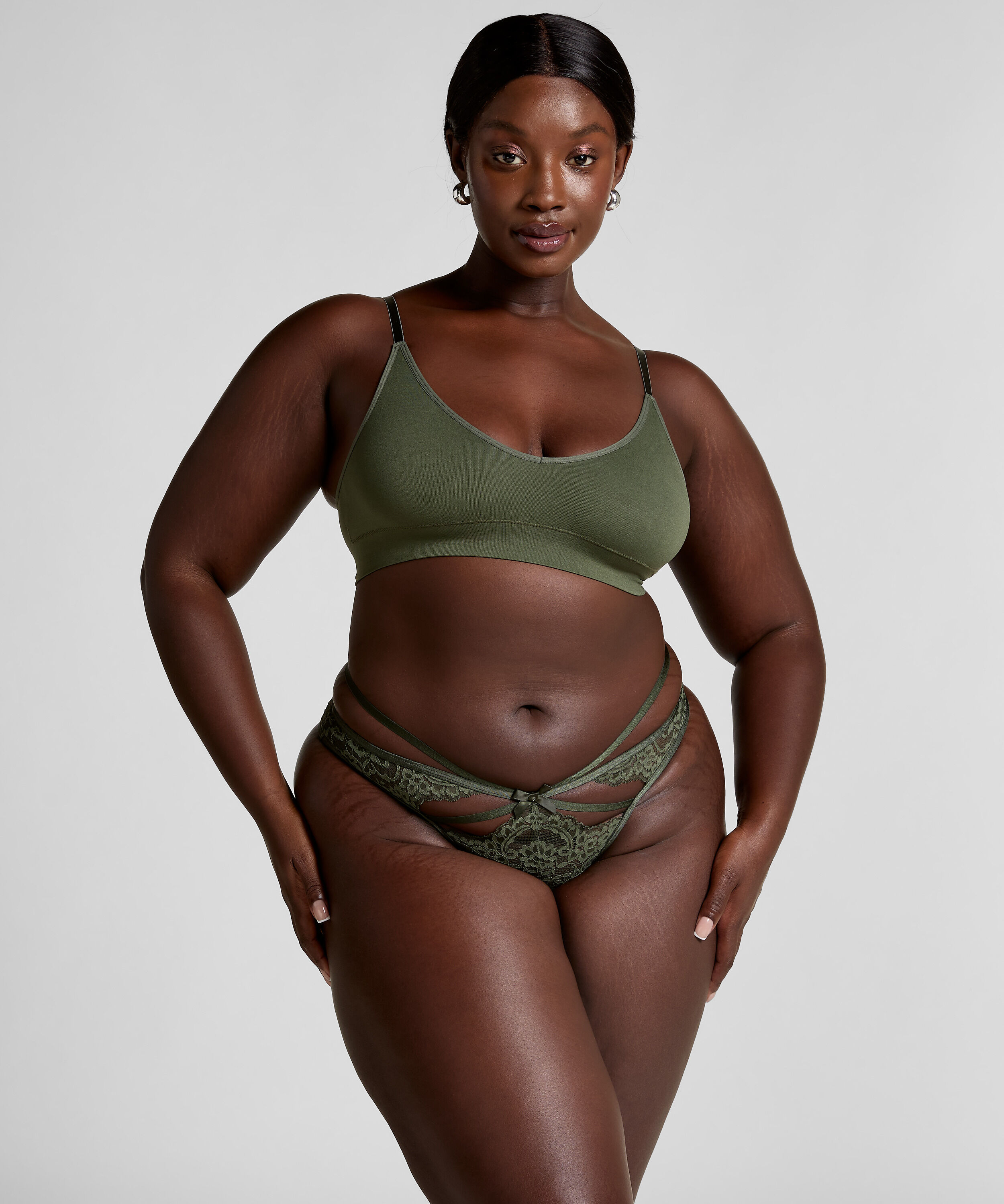 Wera Thong, Green