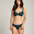 Daisy Thong, Blue