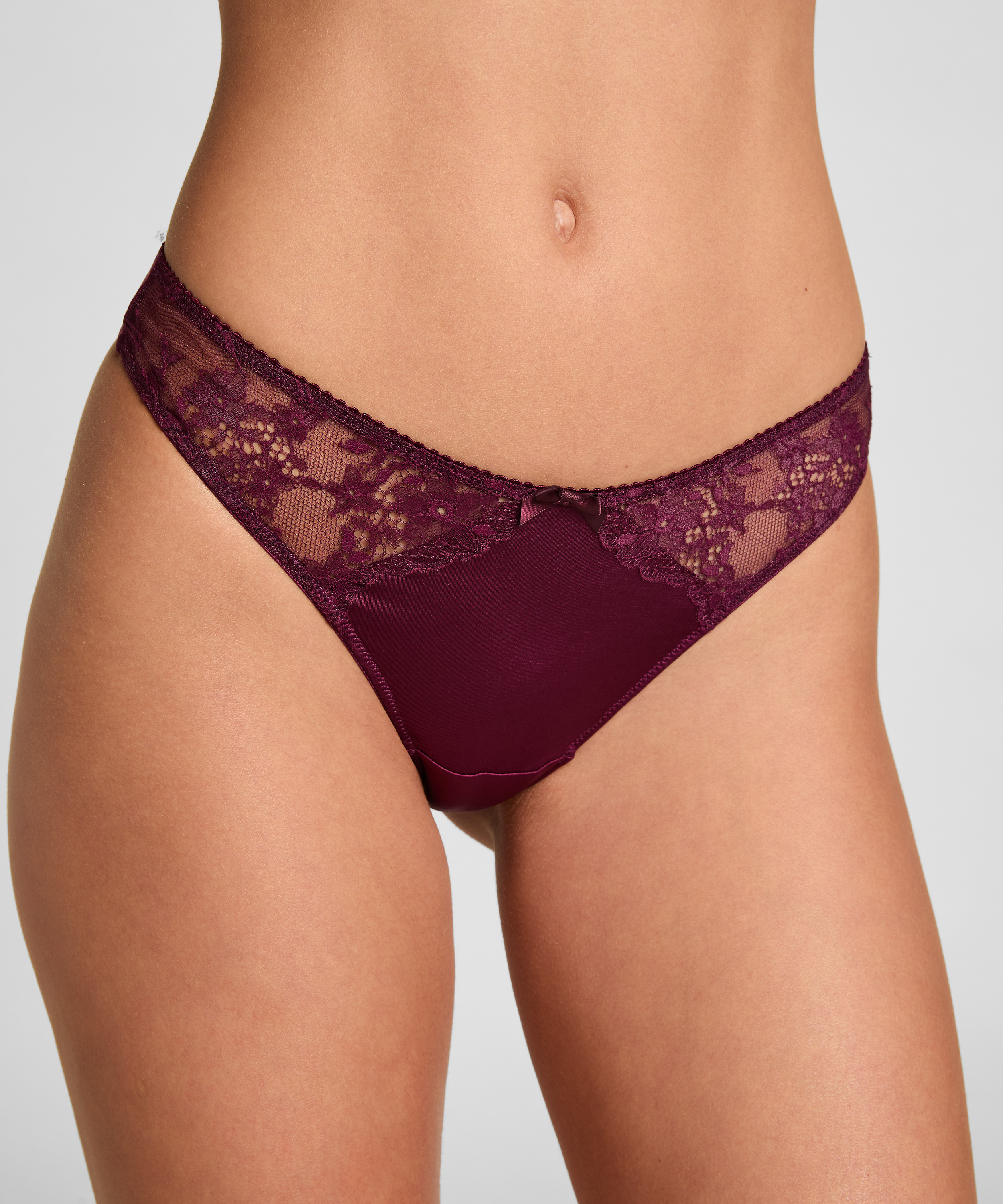 Highleg Thong Naomi, Red, main