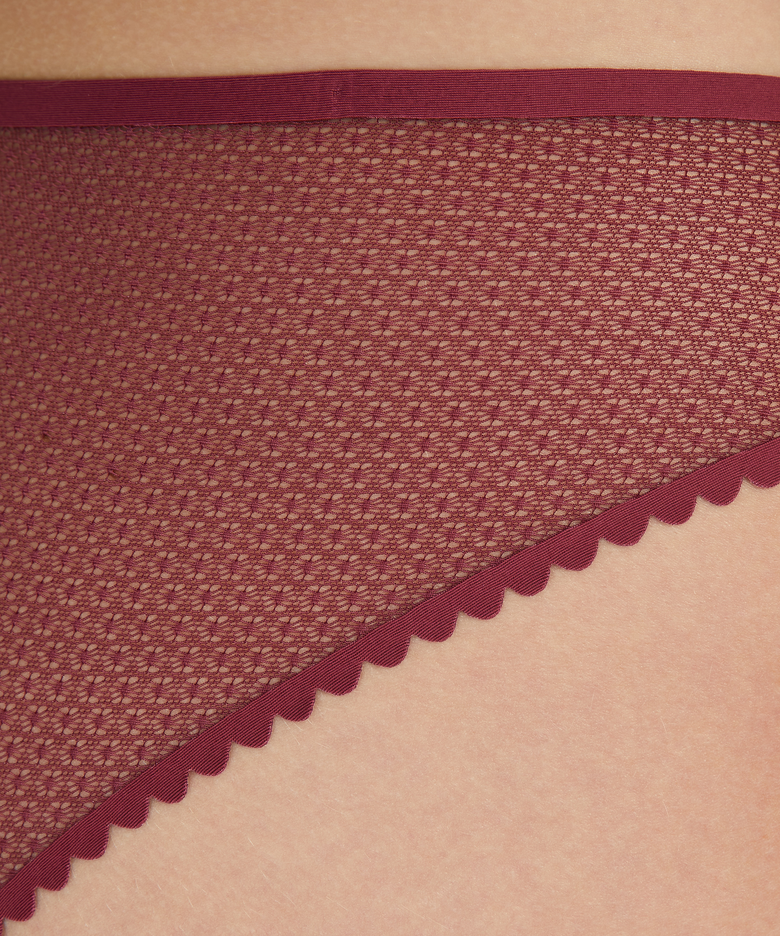 Invisible Brazilian, Red, main