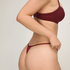 Maxime thong, Red