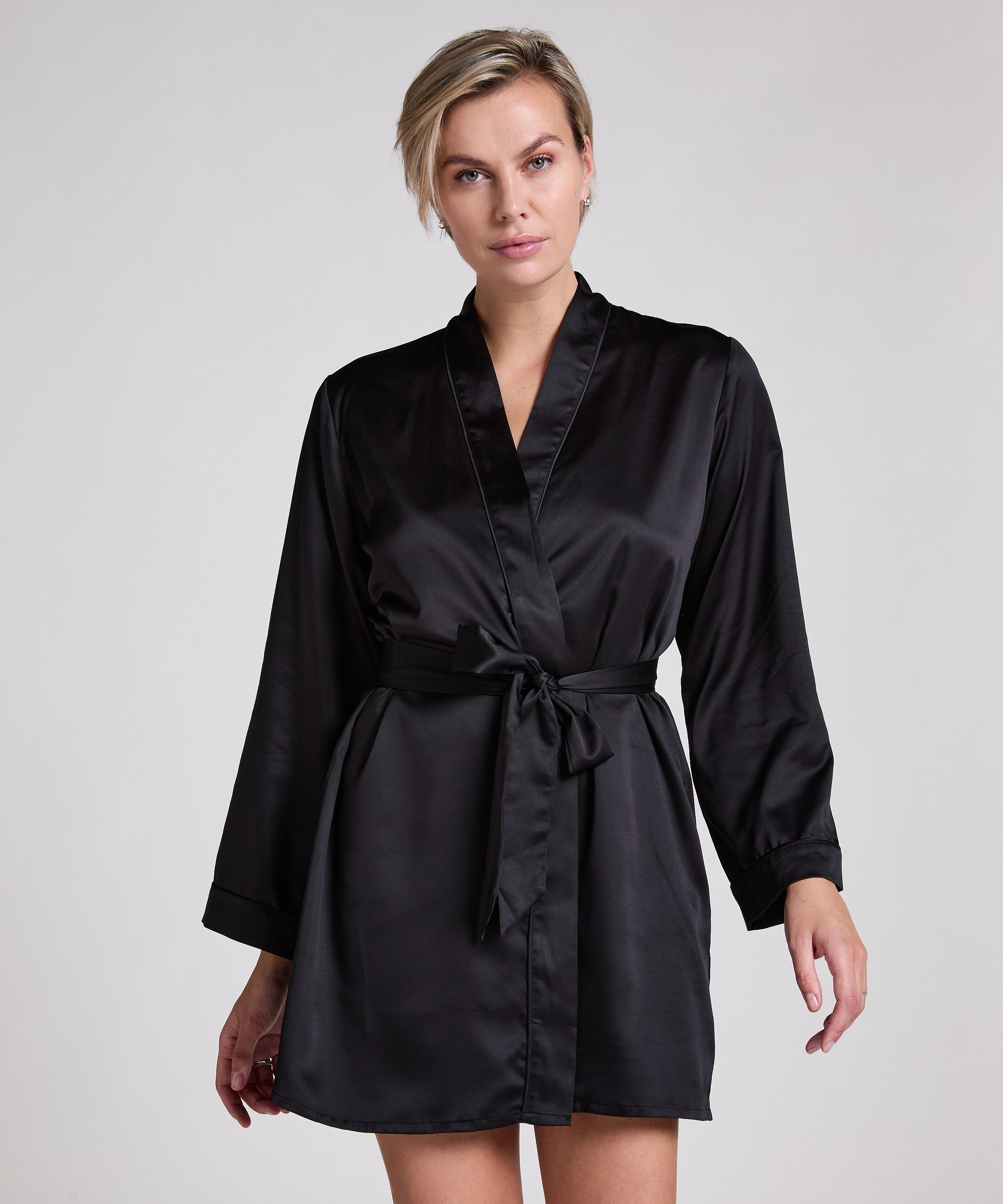 Satin kimono, Black, main