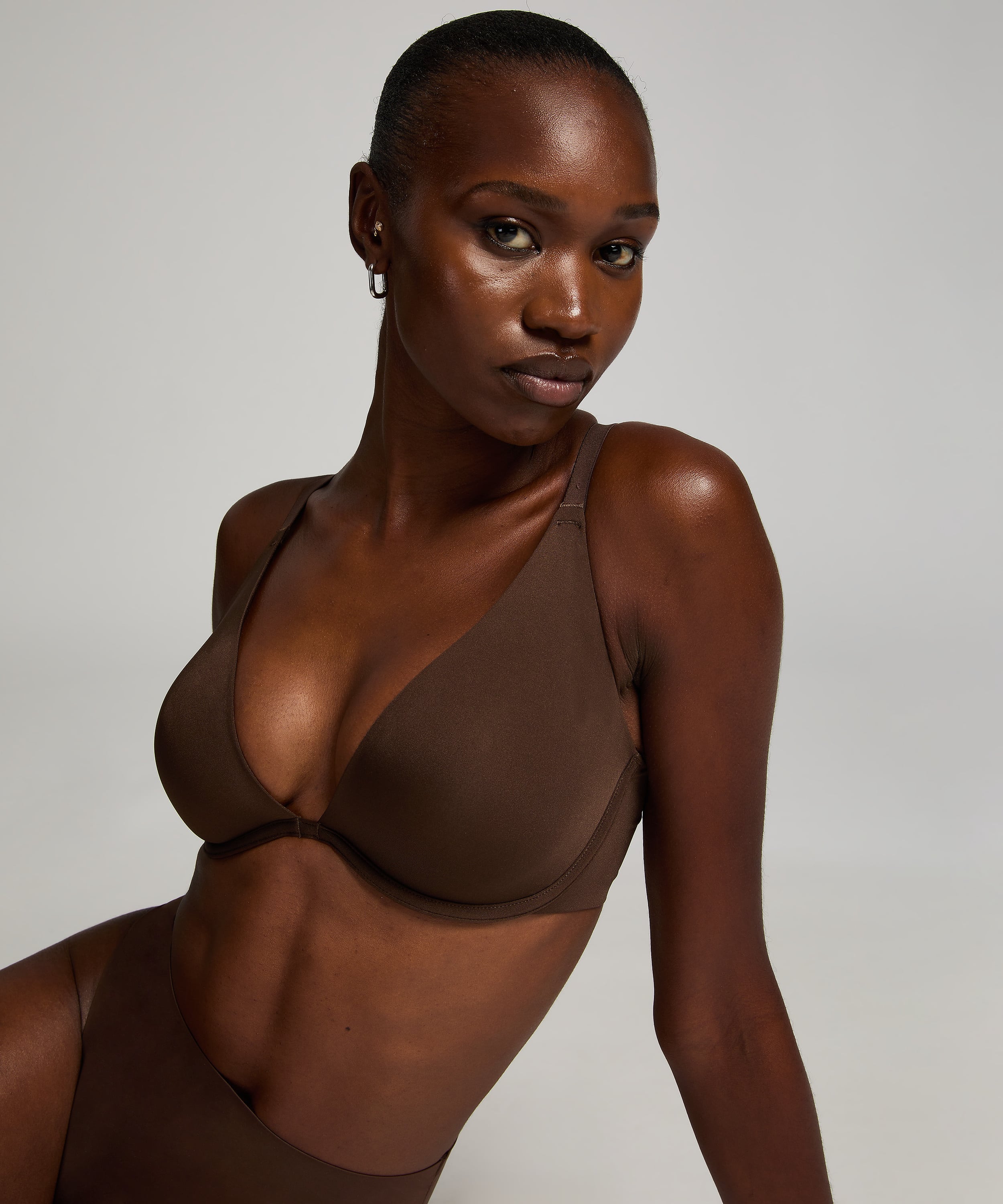 Smooth Non-Padded Underwired Bra, Brown, main