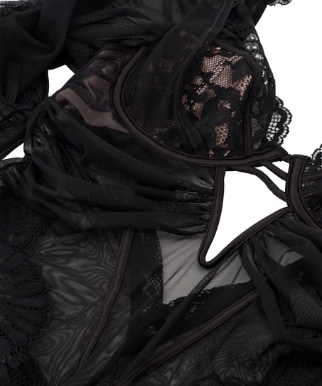 Antonia Body, Black