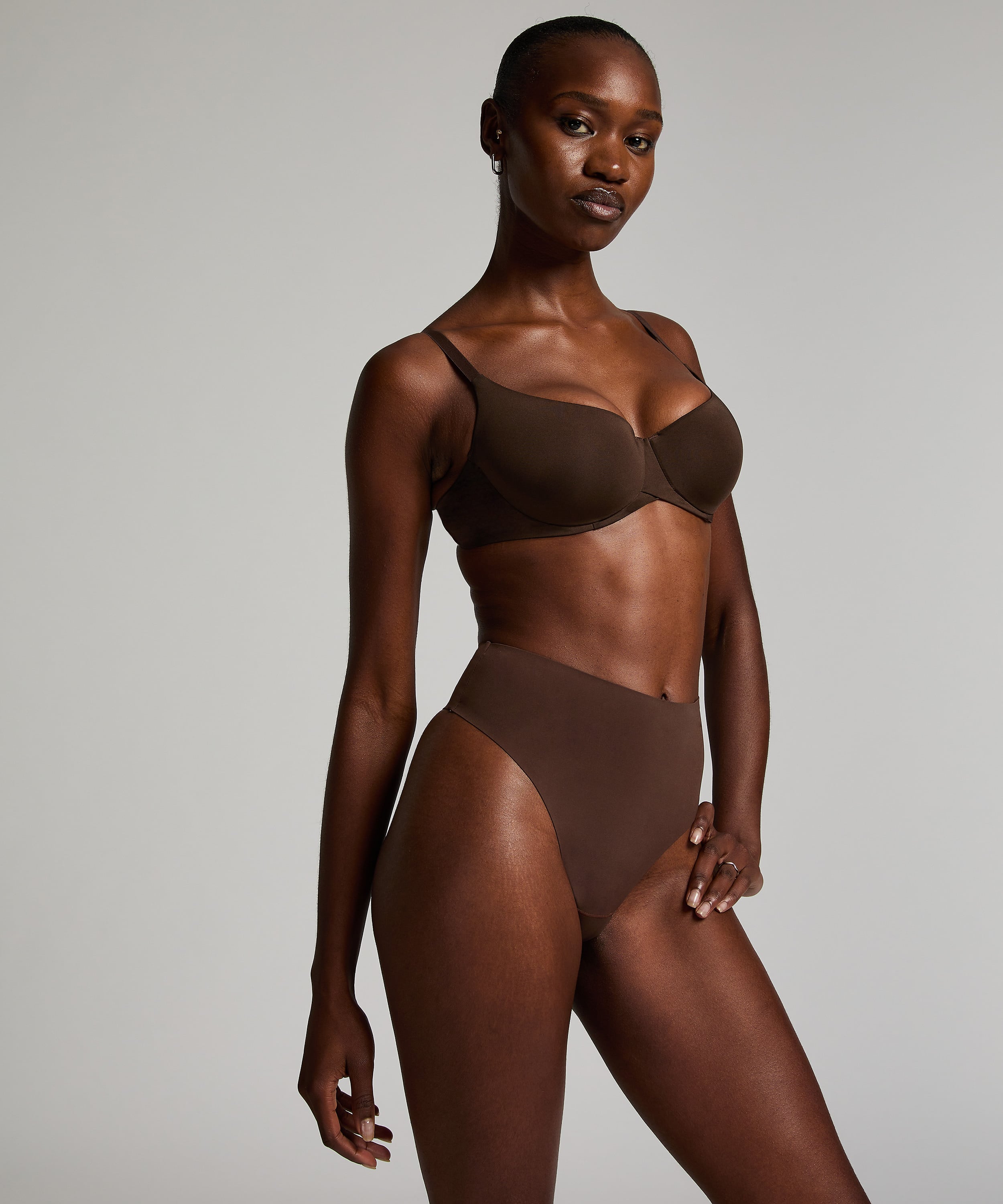 Smooth Padded Underwired Bra, Brown, main