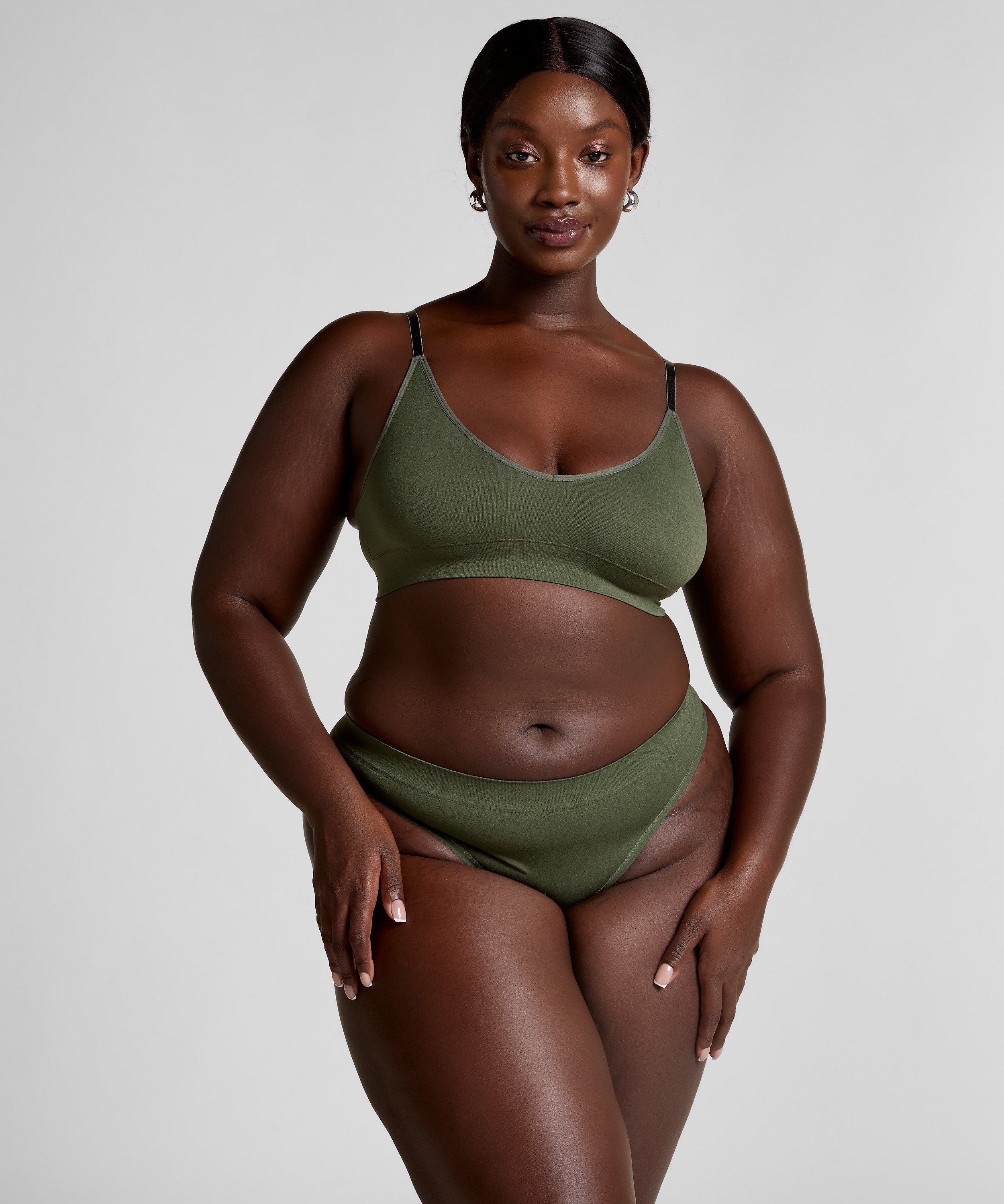 Dide Thong, Green, main