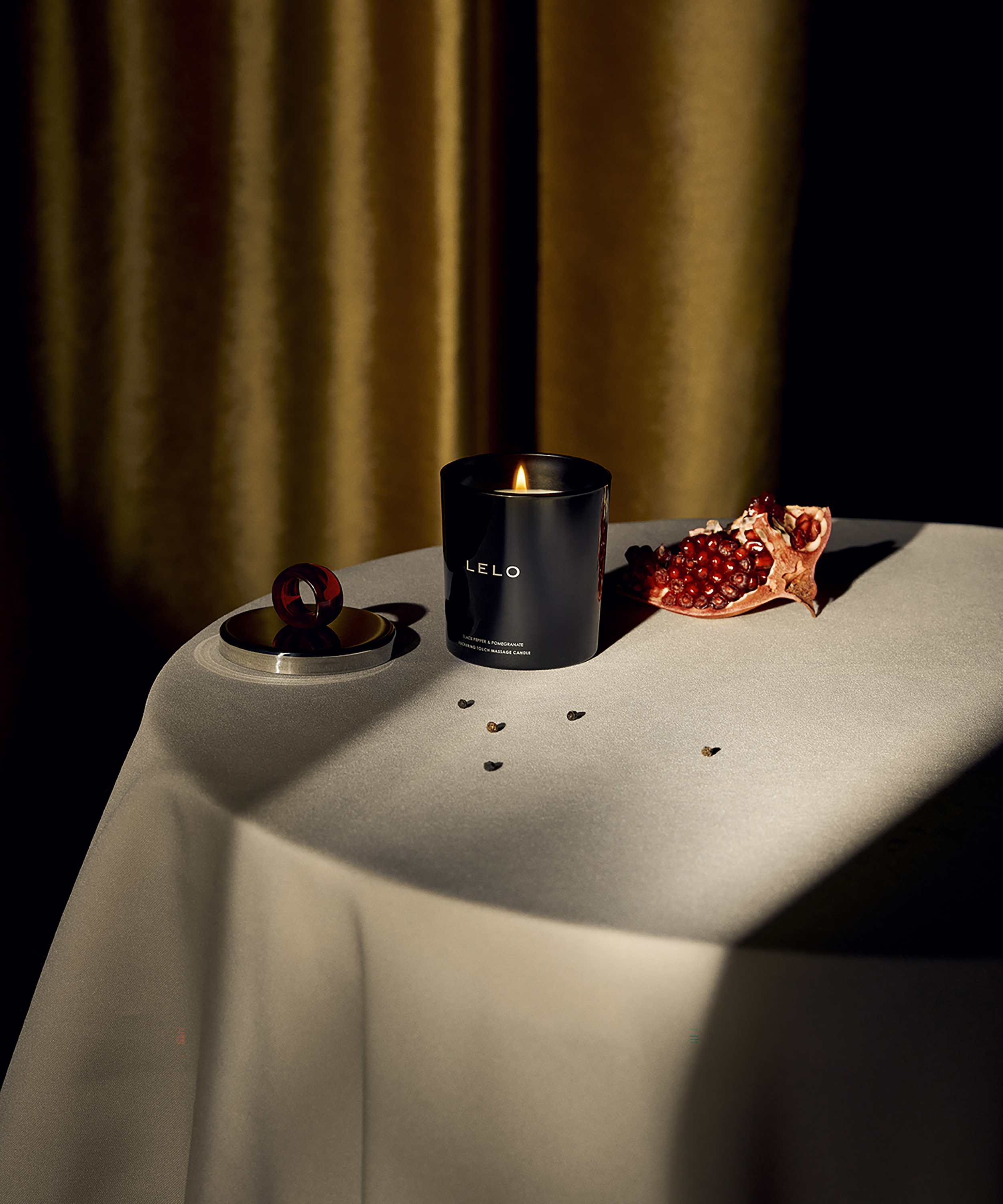 LELO Massage Candle Black peper & pomegranate, Pink, main