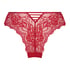 Belle Brazilian, Red