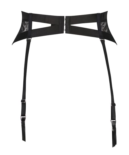 Violet Waspie, Black