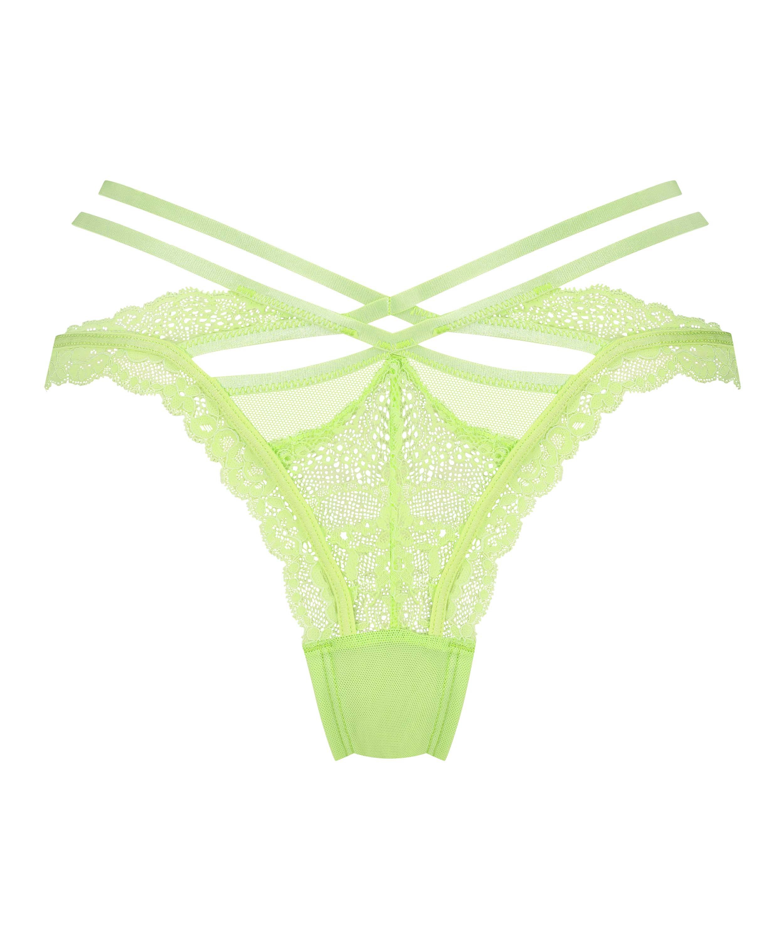 Janine Brazilian, Green, main