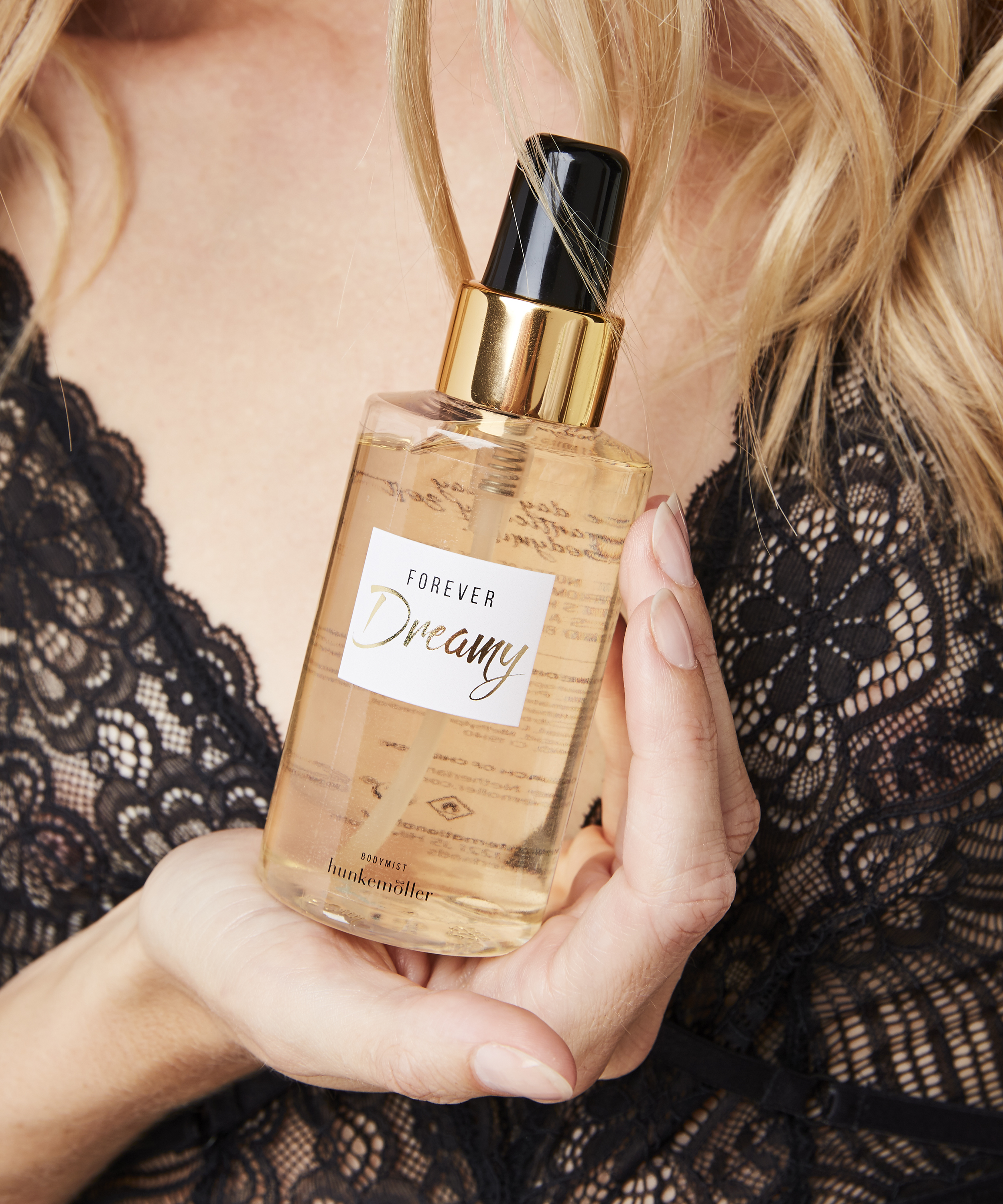 Forever Dreamy Body Mist, White, main