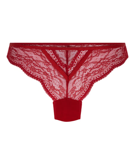 Isabelle Cheekini, Red