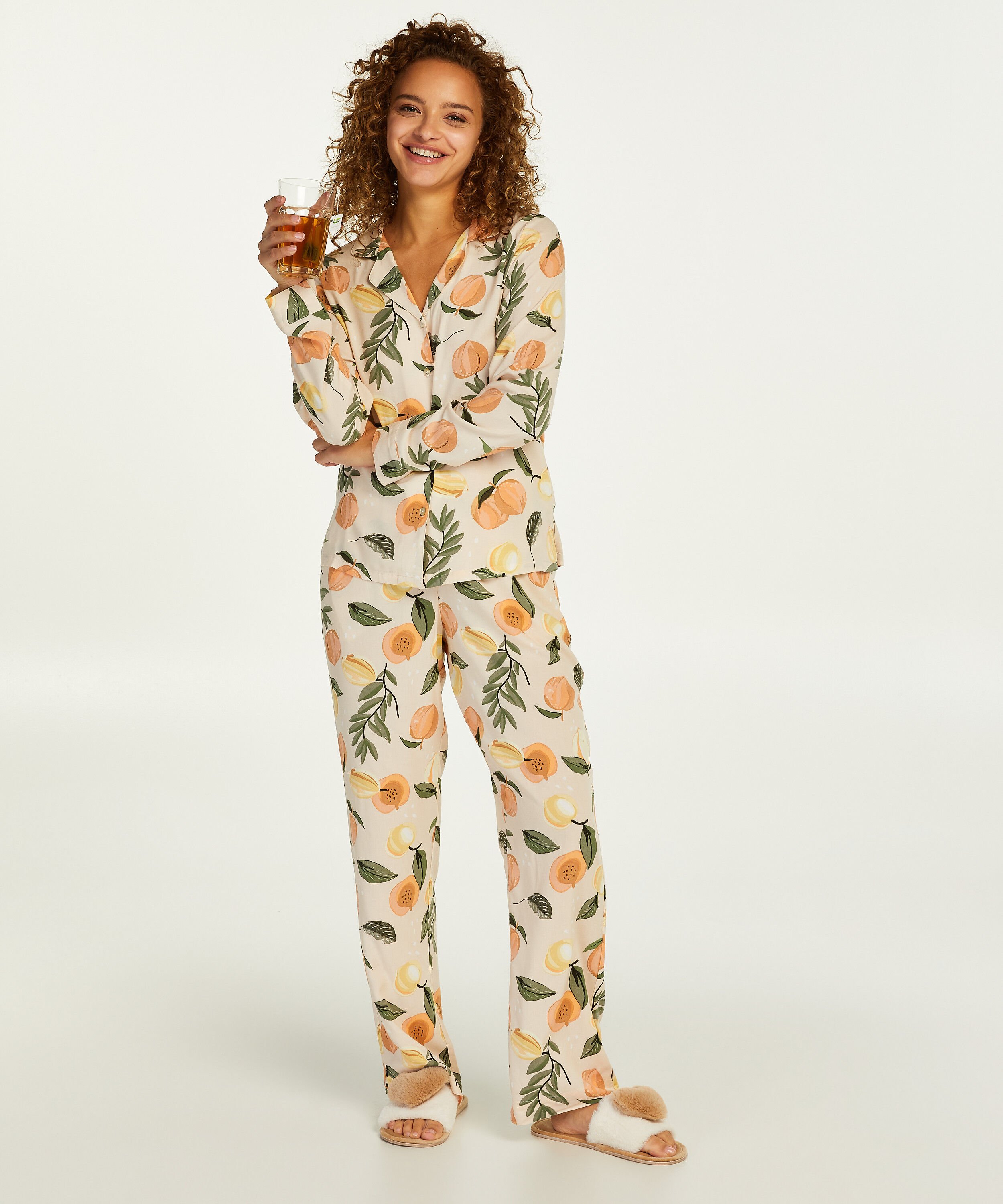 Woven pyjama bottoms for €12.5 - Pajama 