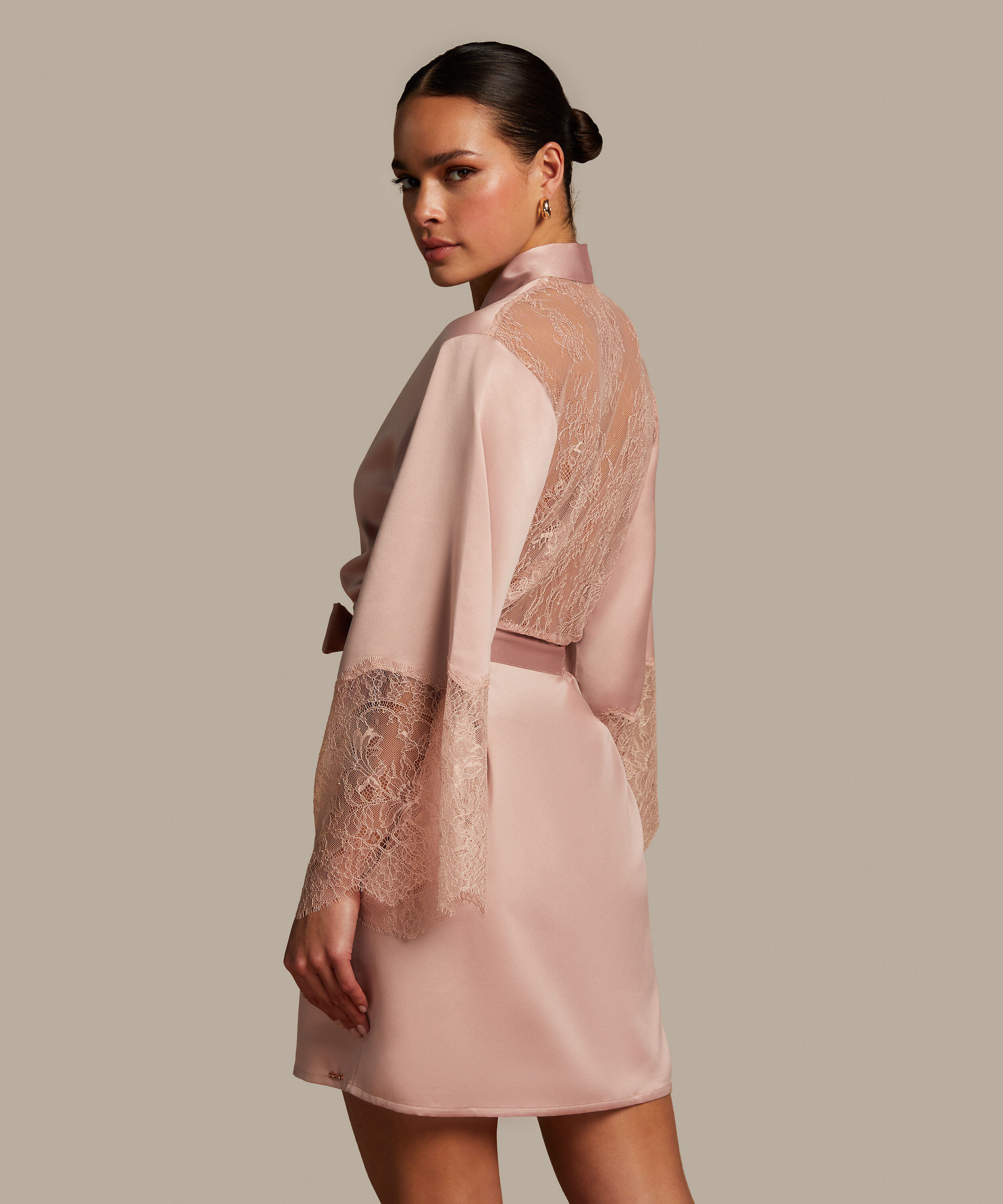 【komuさん専用】BONASTRE MESSENGER KIMONO A4 Bandana Short Kimono – Post Office by Shannon Passero