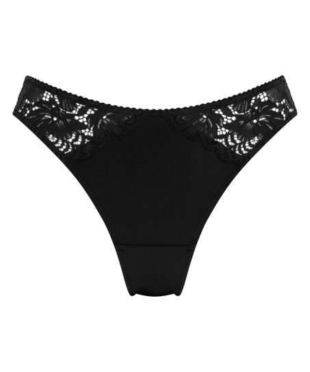 Andrea Thong, Black
