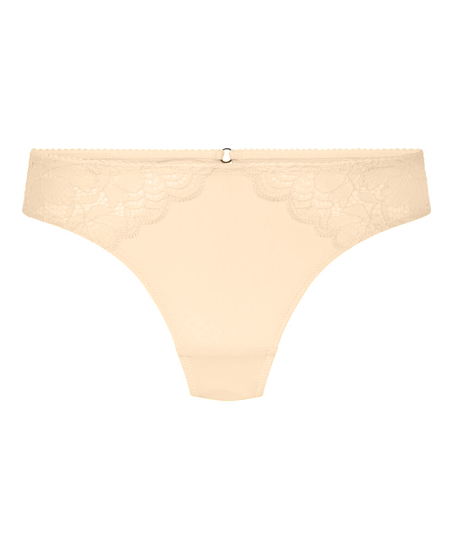 Andrea Thong, Yellow