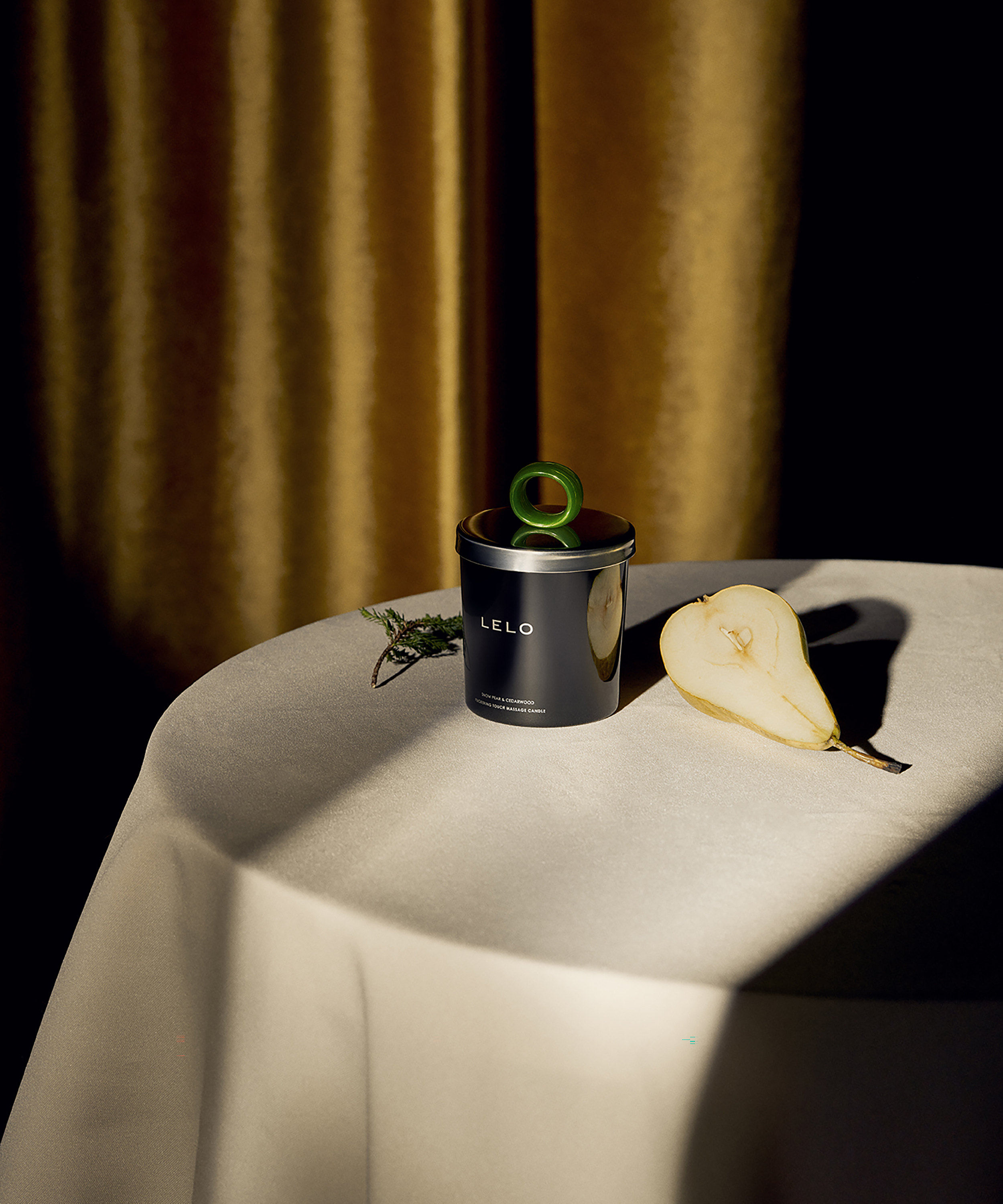 LELO Massage Candle Snow Pear & Cedarwood, Green, main
