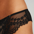 Daisy Brazilian, Black