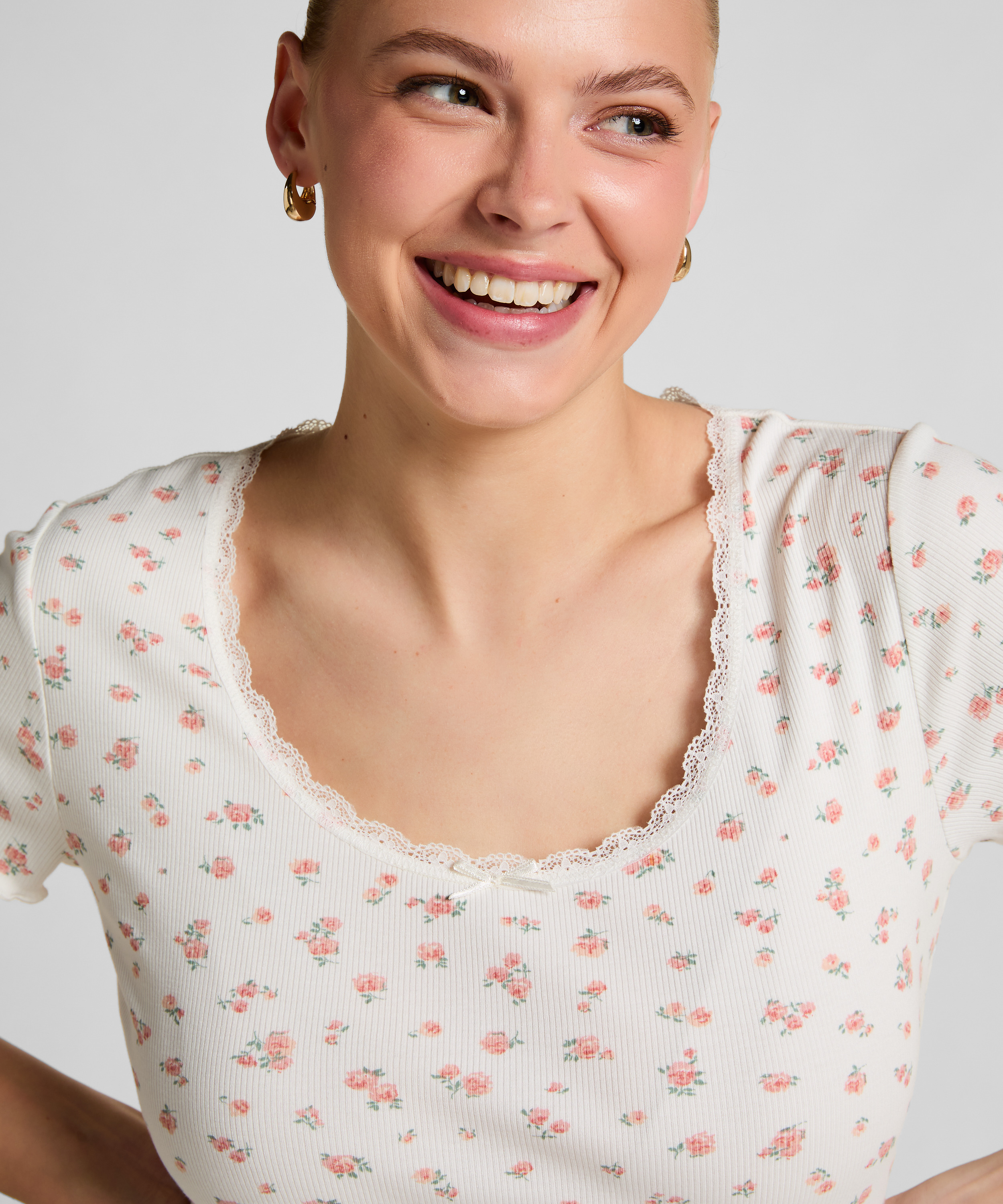 Ribbed Lace Short-sleeved Top, White, main